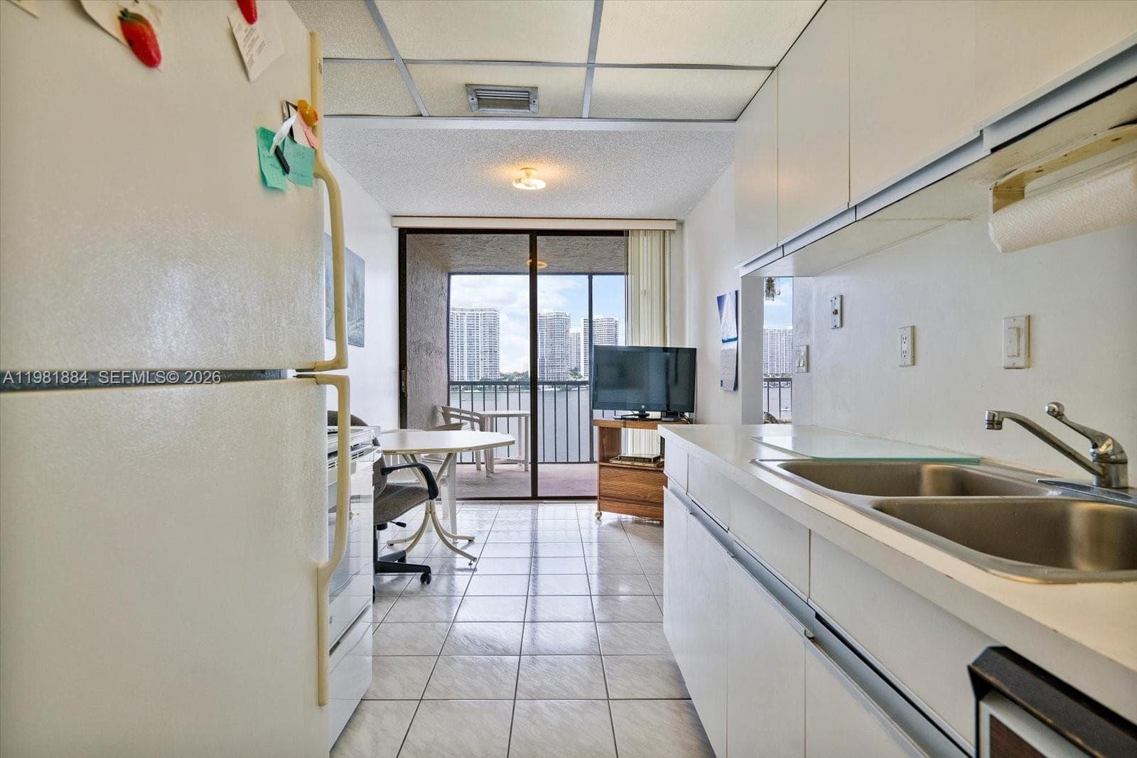 17500 N BAY RD S-707 photo 12