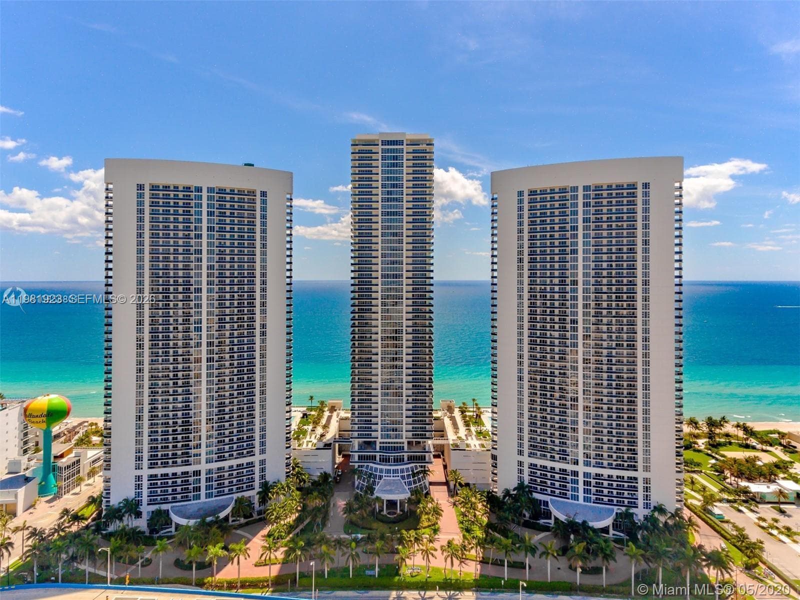 1830 S Ocean Dr 4004 photo 2