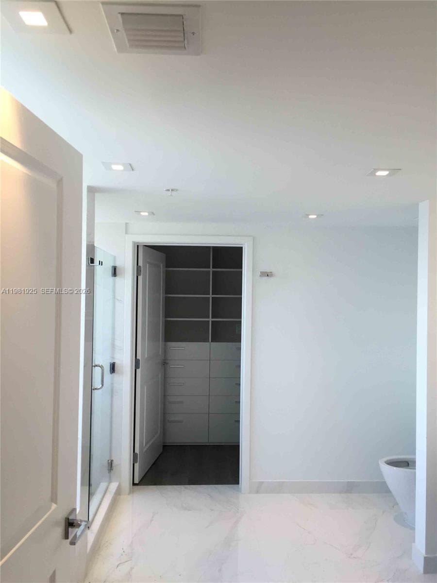 400 Sunny Isles Blvd 1701 photo 6