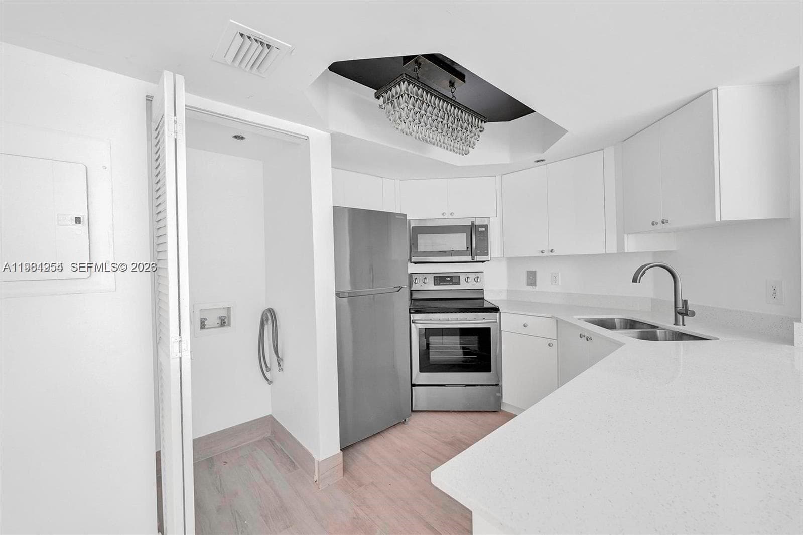 8911 Collins Ave 703 photo 5