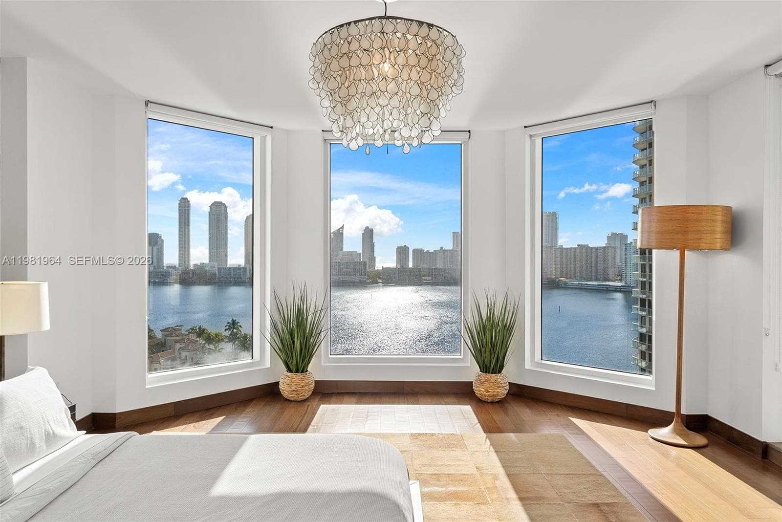 6000 Island Blvd 1208 photo 23