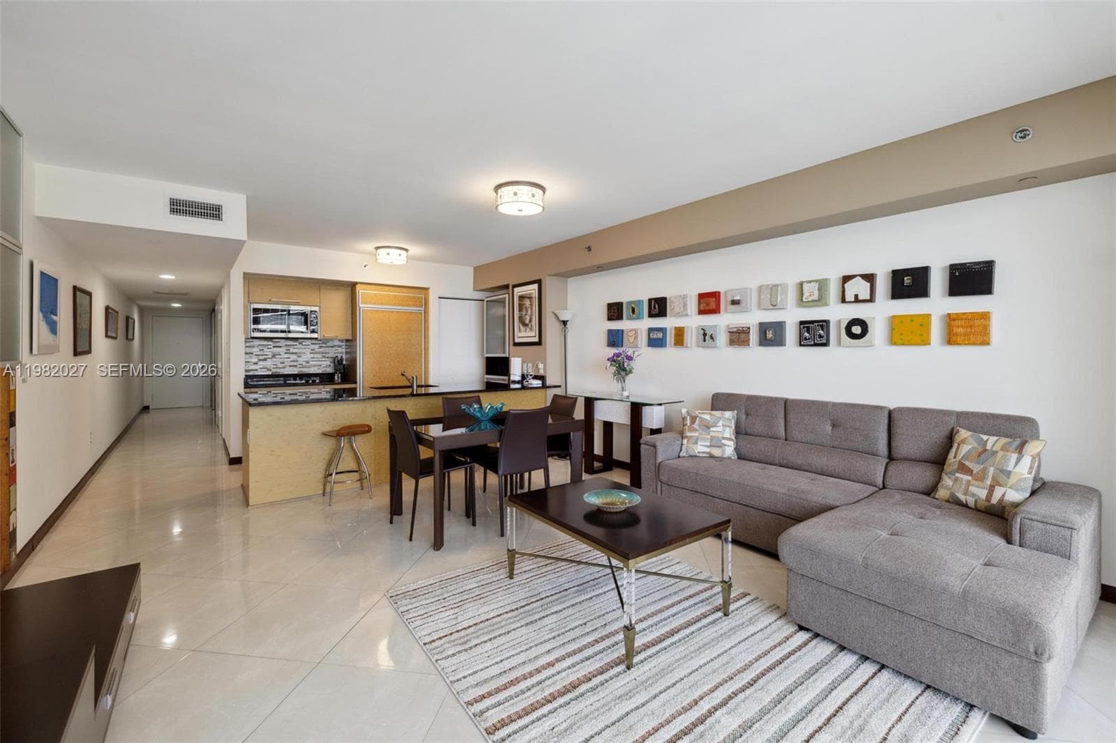 1830 S Ocean Dr 3909 photo 3