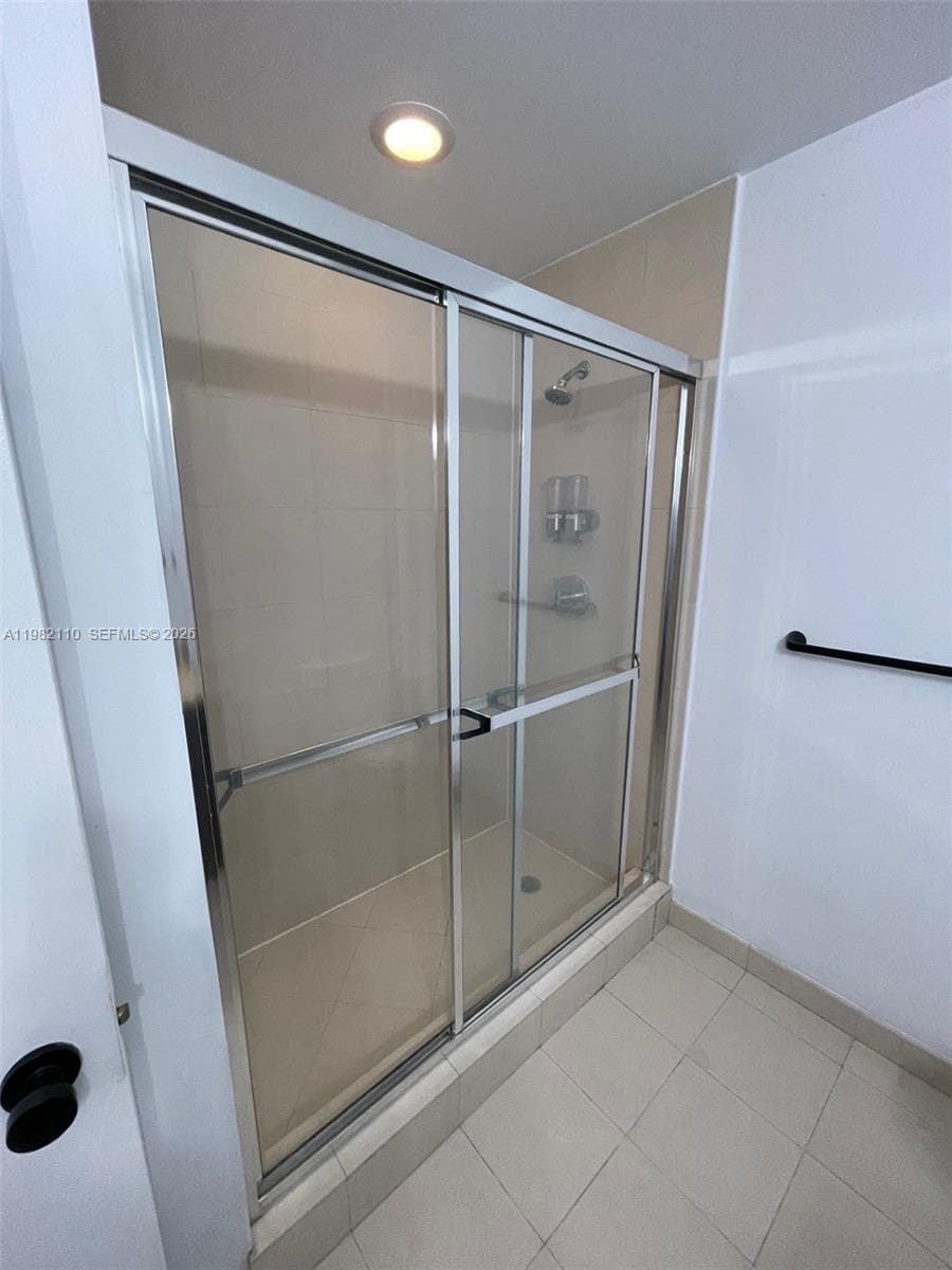 3029 NE 188th St 907 photo 18