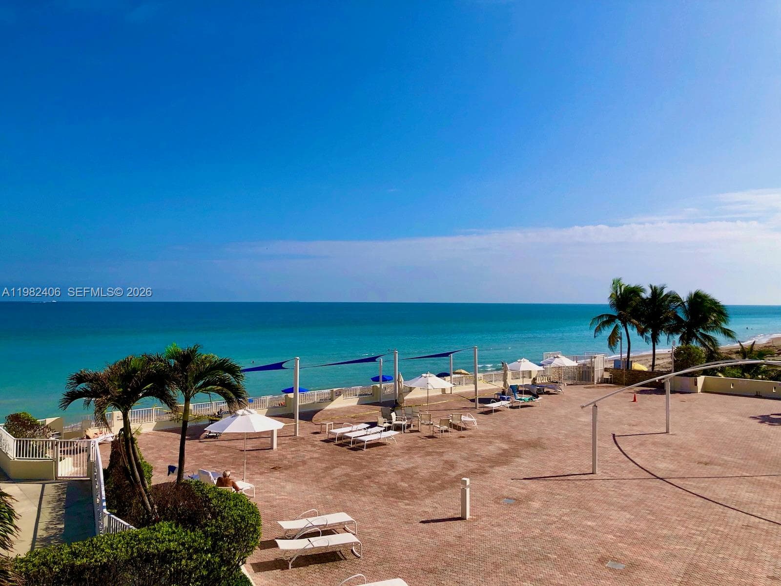 3180 S Ocean Dr 401 photo 2