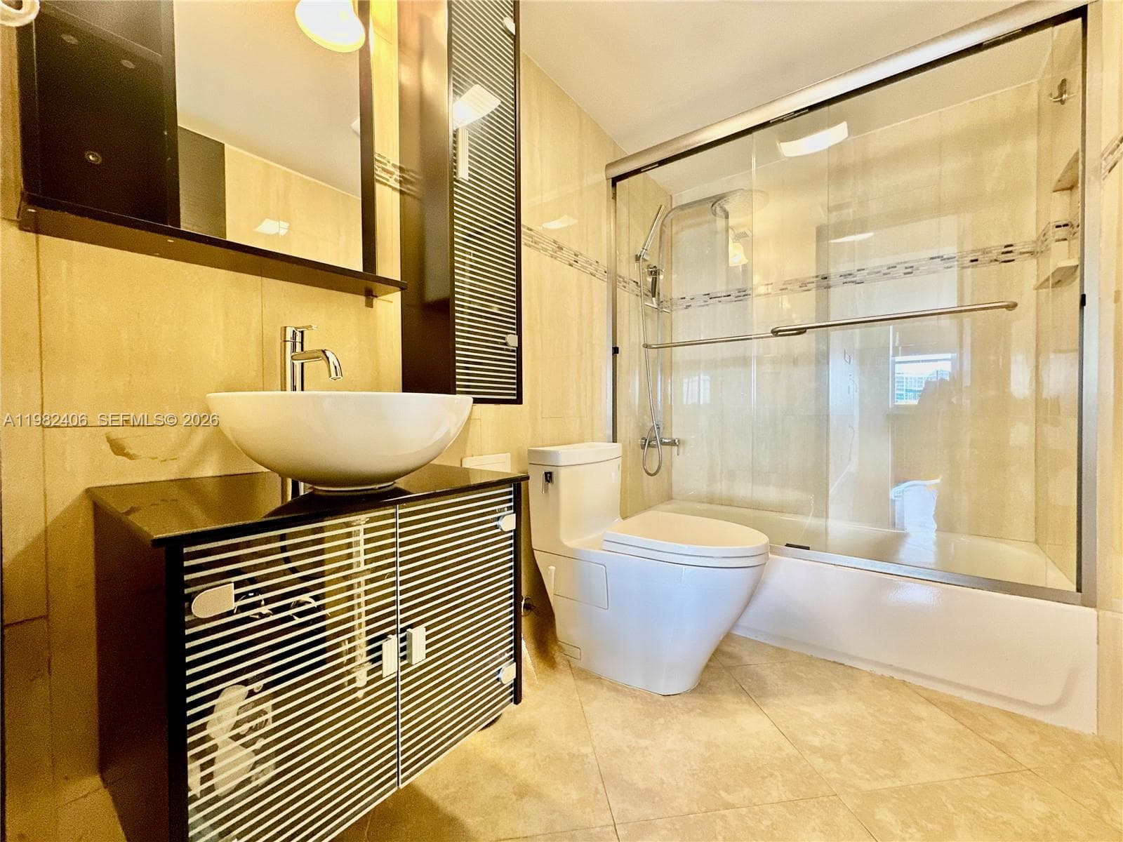 3180 S Ocean Dr 401 photo 7