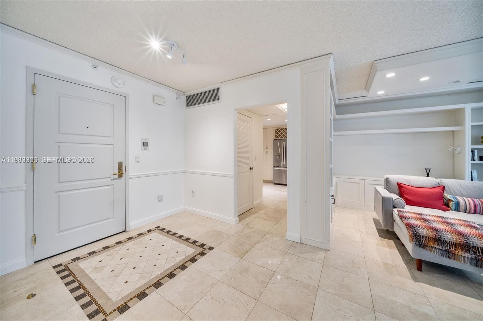 9801 Collins Ave 19H photo 9