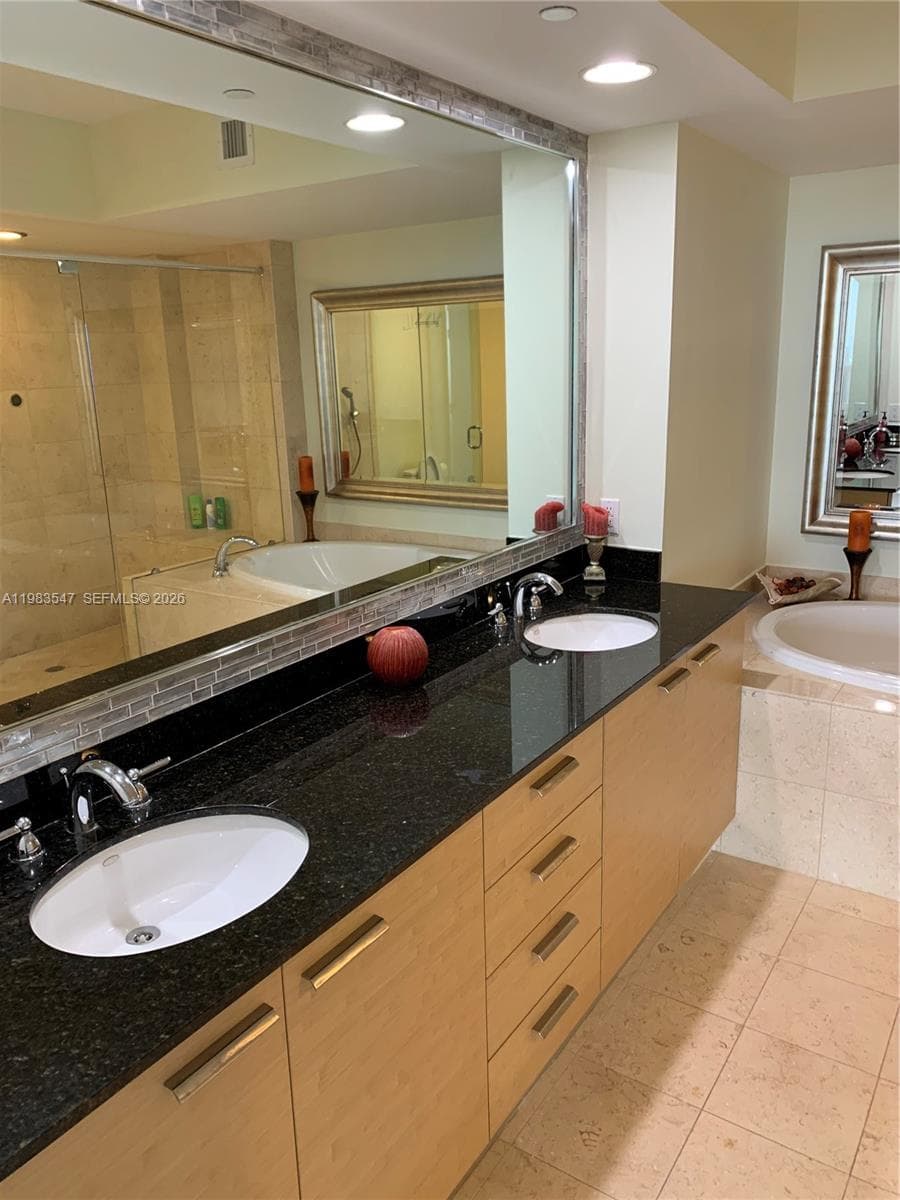 1830 S Ocean Dr 2503 photo 12