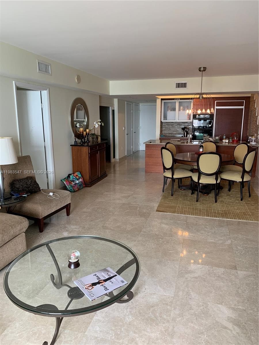 1830 S Ocean Dr 2503 photo 3