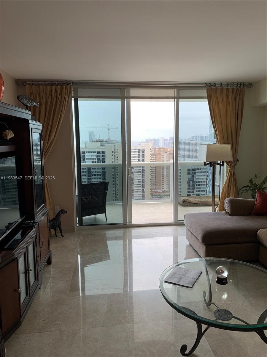 1830 S Ocean Dr 2503 photo 11