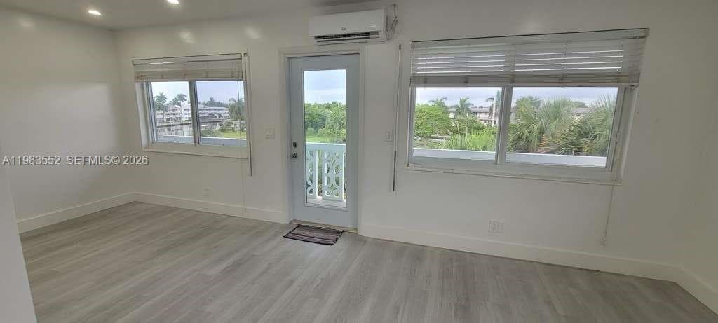 455 Golden Isles Dr 310 photo 3