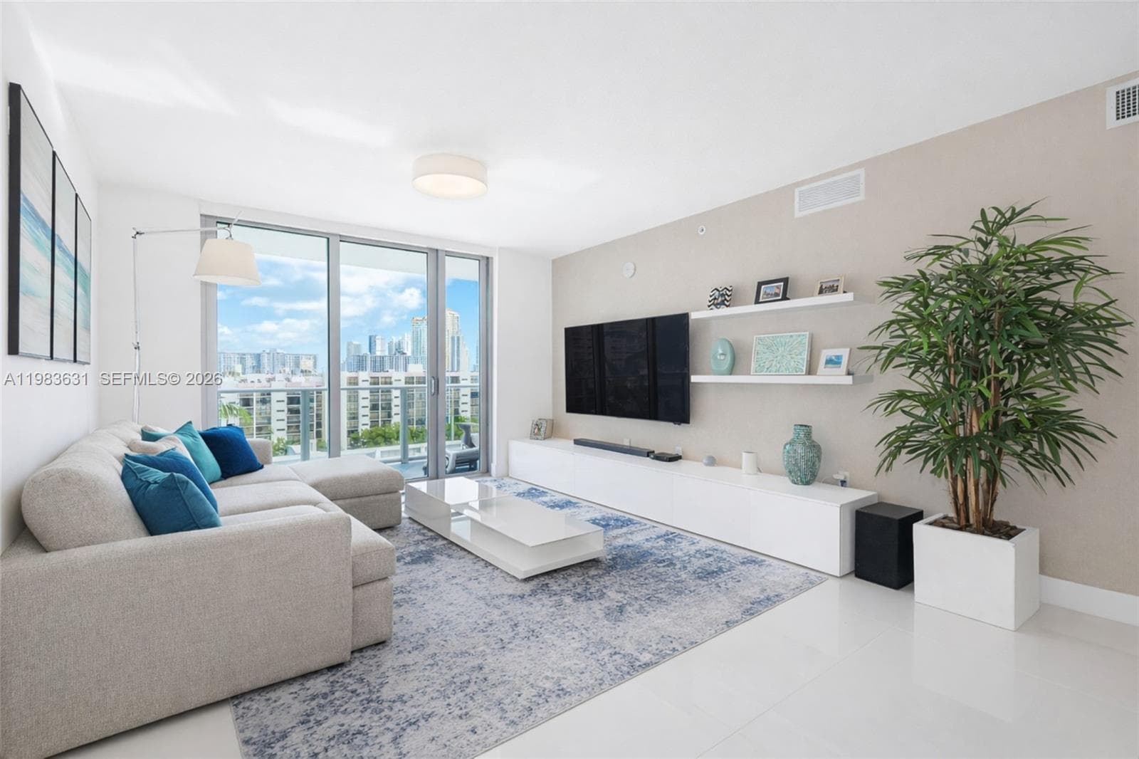 300 Sunny Isles Blvd 4-805 photo 2