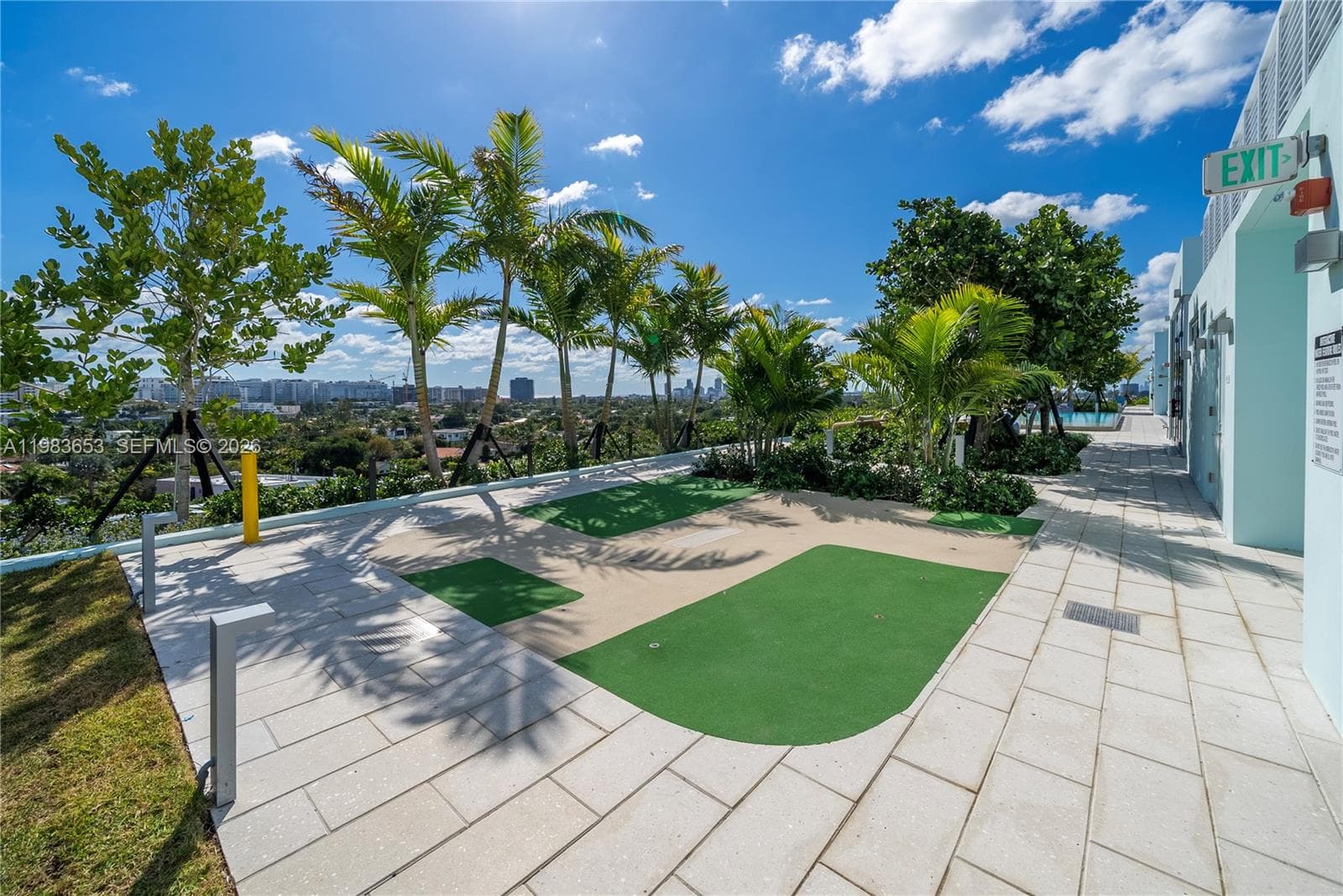 9221 E BAY HARBOR DRIVE 409 photo 16