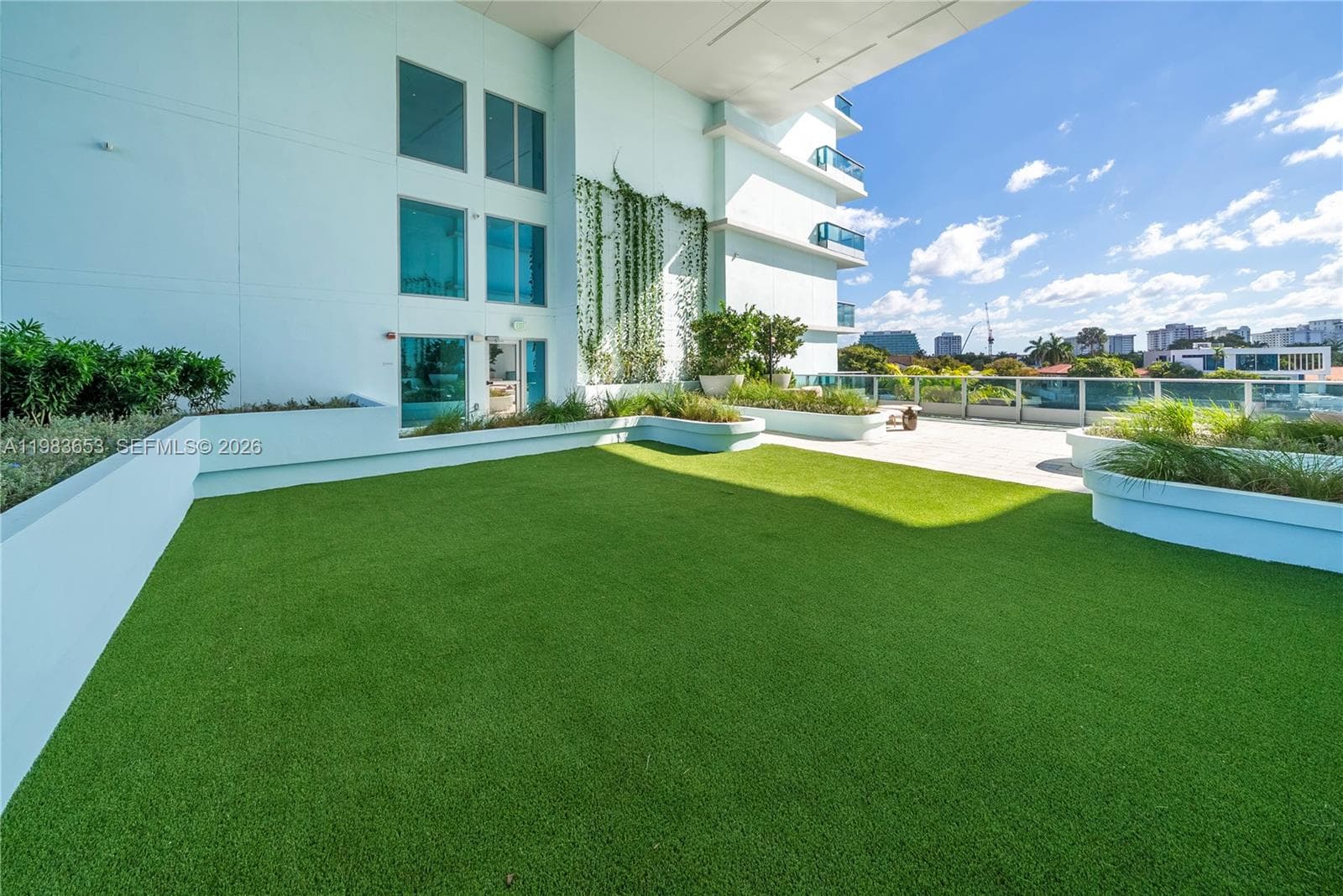 9221 E BAY HARBOR DRIVE 409 photo 15
