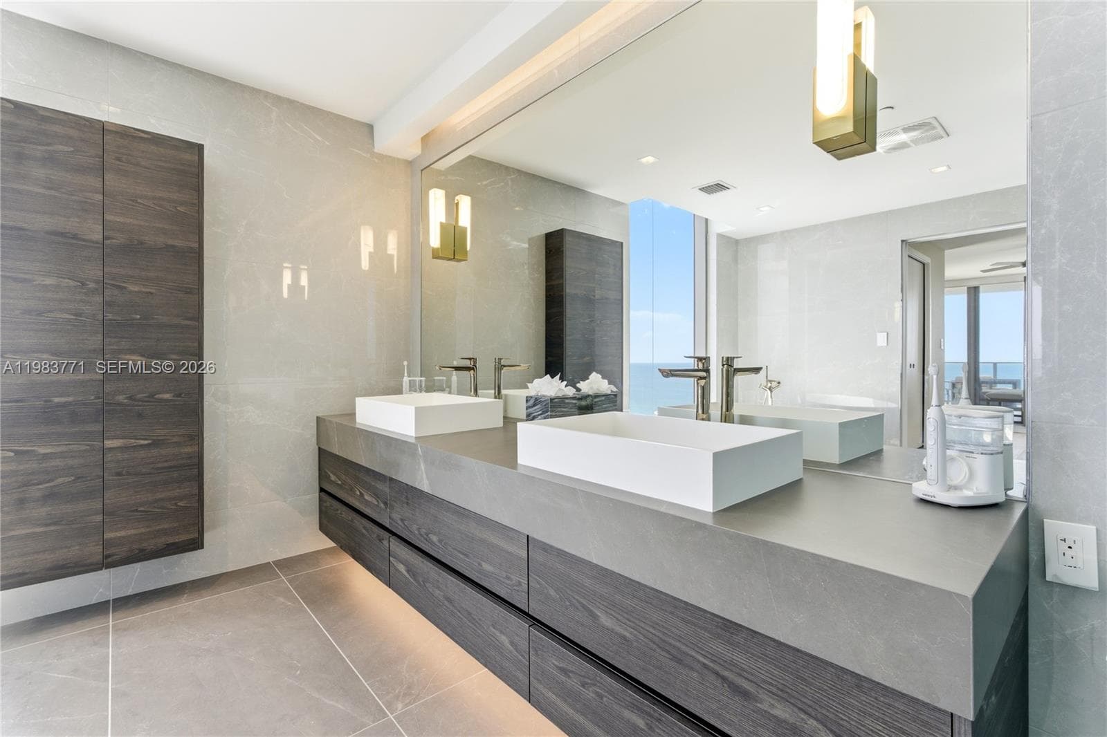 1116 N Ocean Blvd 1801 photo 24