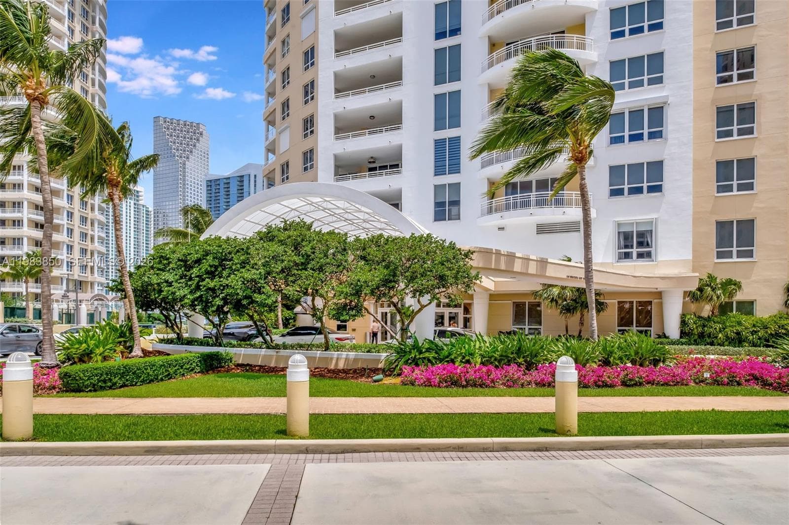 848 Brickell Key Dr 2602 photo 6