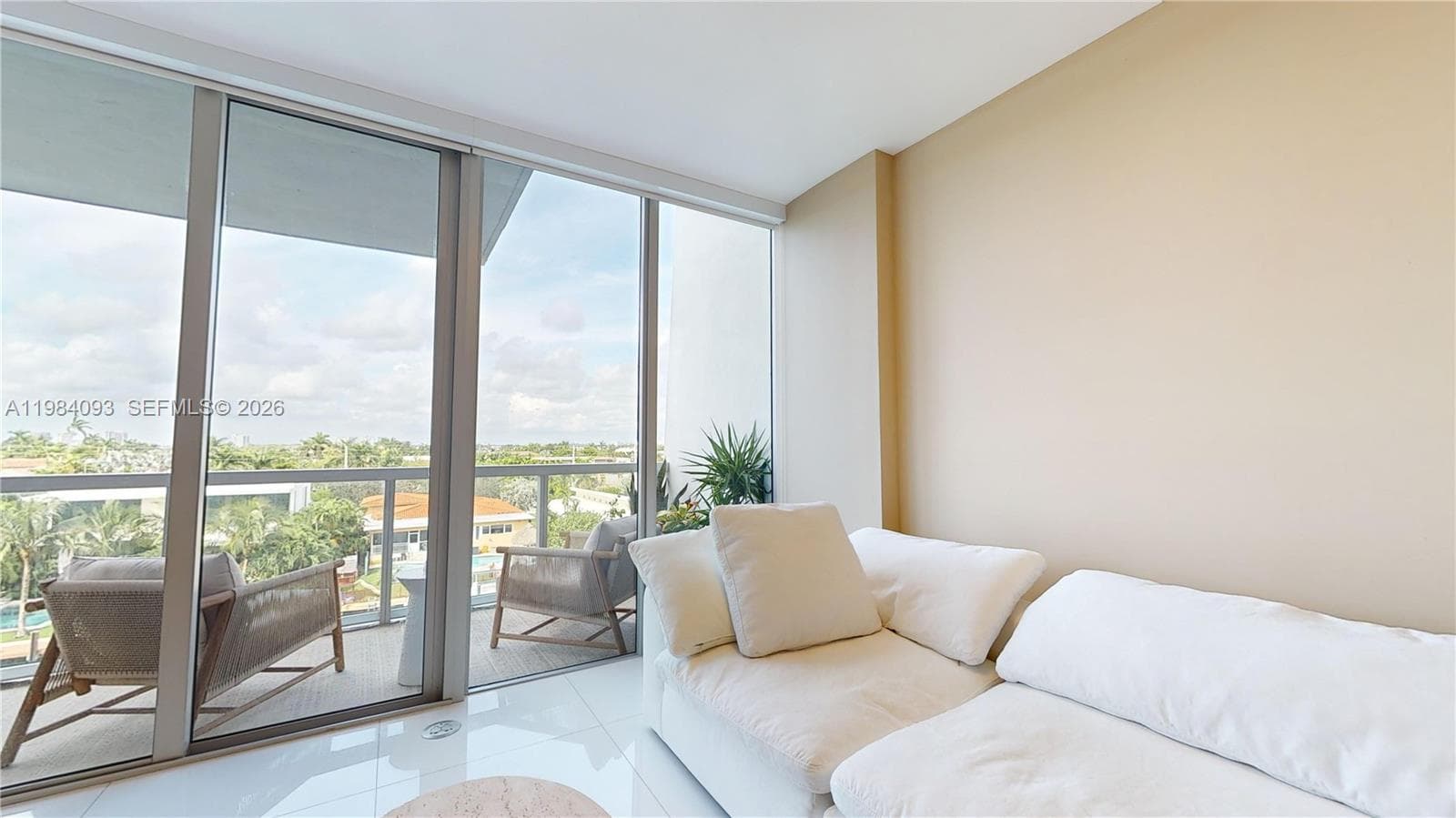 9940 W Bay Harbor Dr 5E-N photo 13