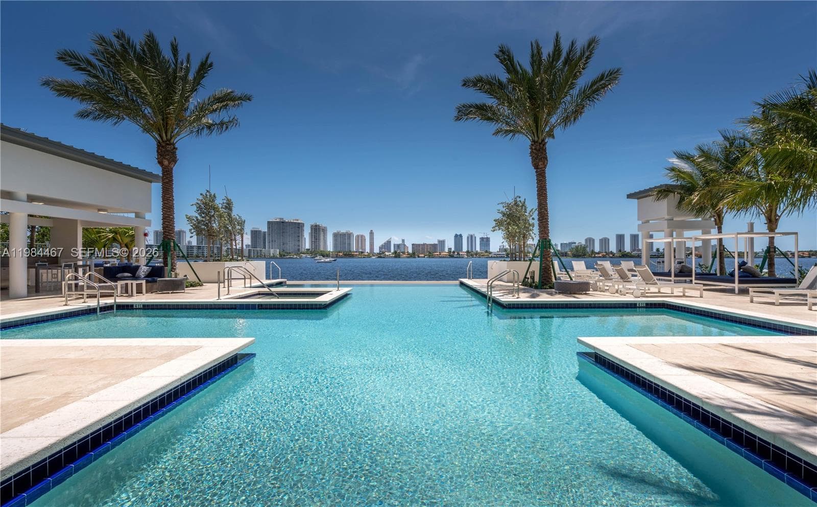 17301 Biscayne Blvd 1803 photo 22