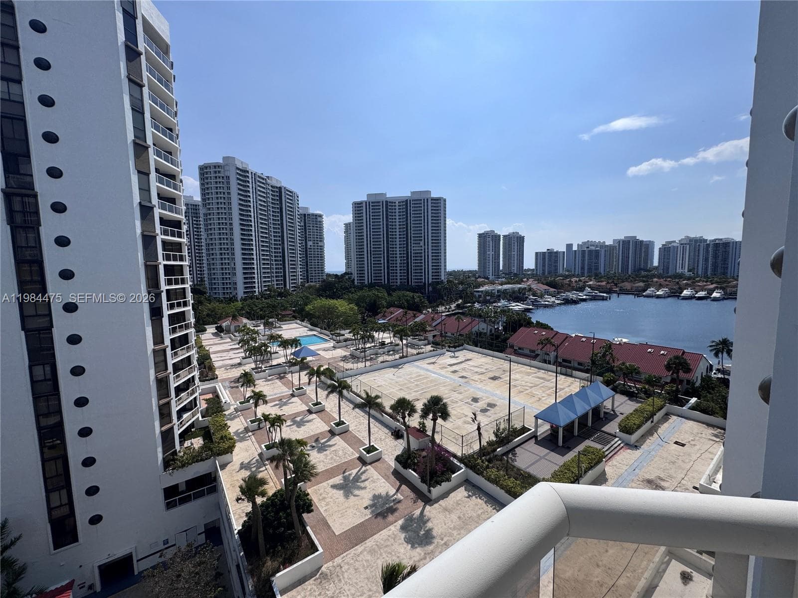 3610 Yacht Club Dr 1002 photo 16