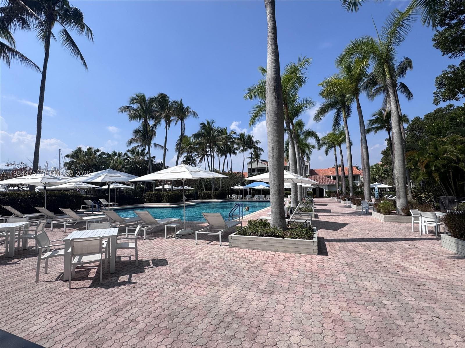 3610 Yacht Club Dr 1002 photo 9