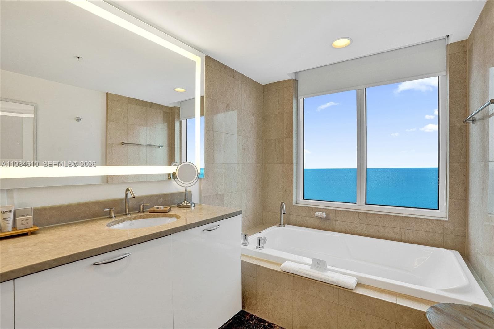 505 Fort Lauderdale Beach Blvd 2217 photo 8