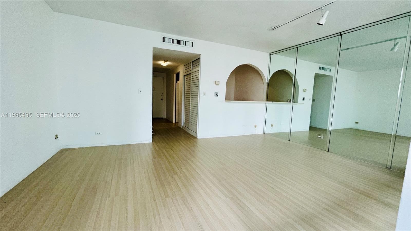 1408 Brickell Bay Dr 916 photo 5