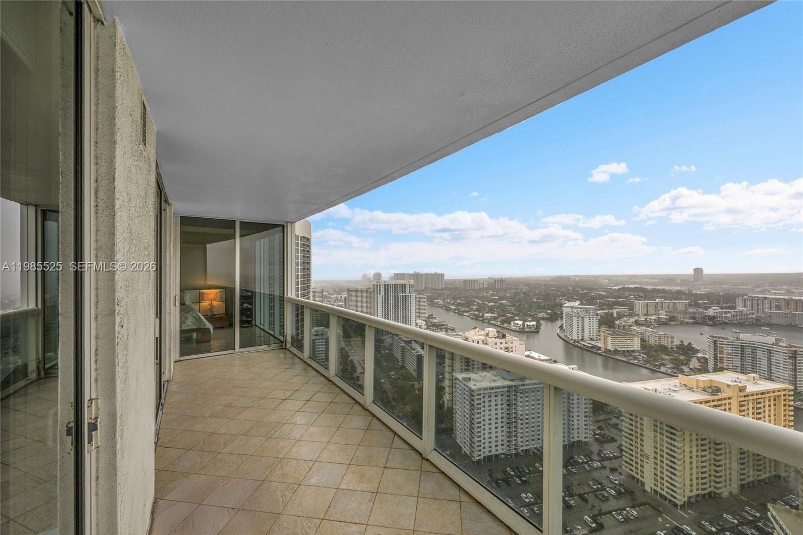 1800 Ocean Drive 3908 photo 16
