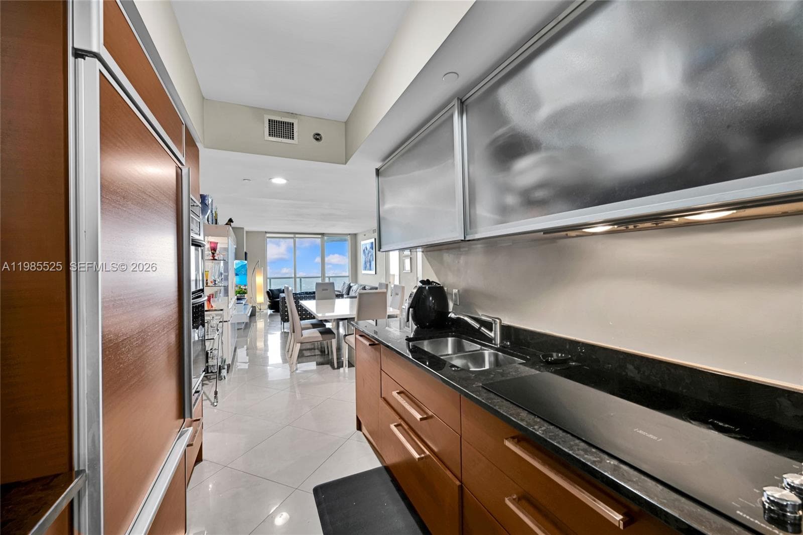 1800 Ocean Drive 3908 photo 20