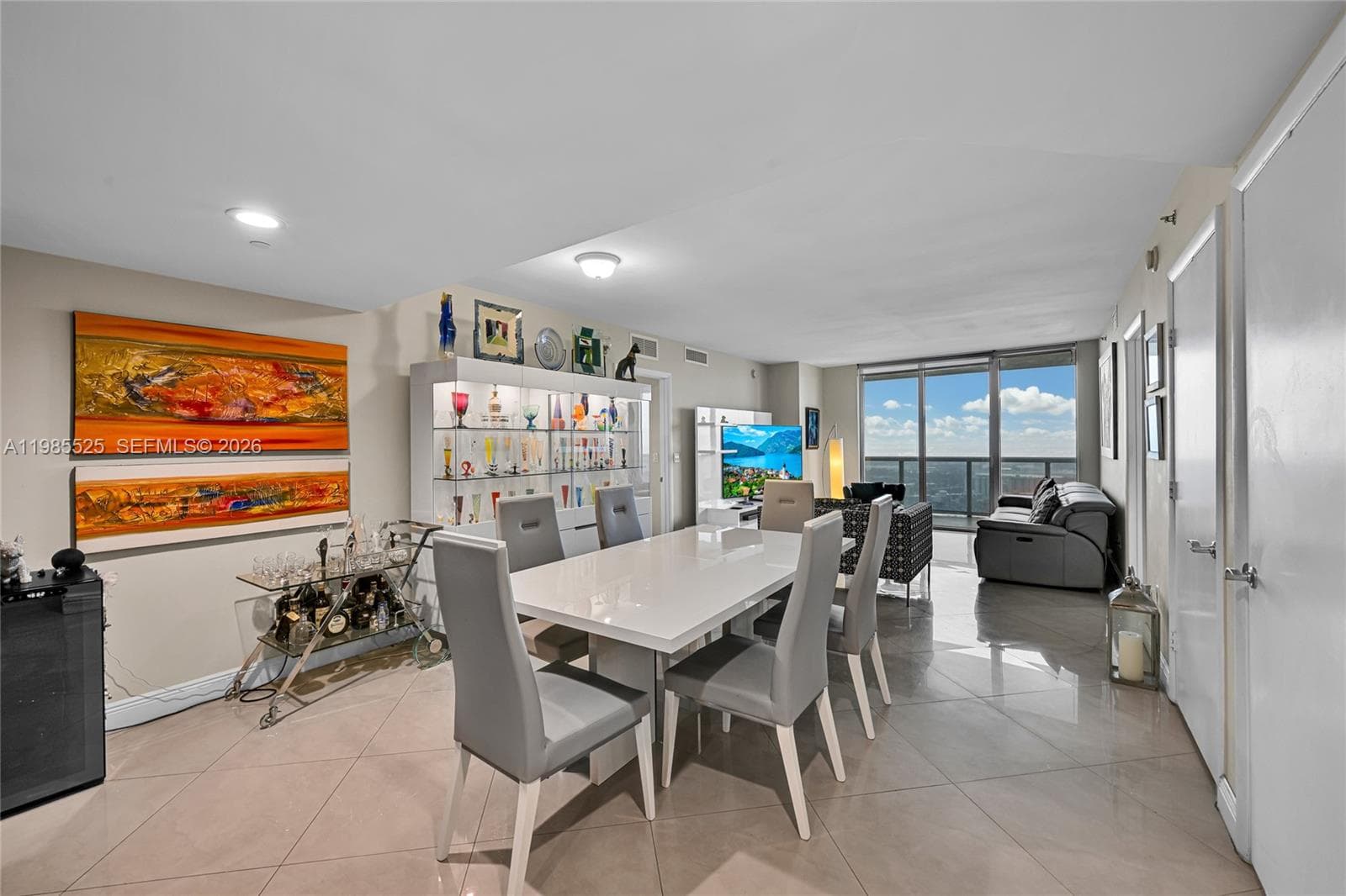 1800 Ocean Drive 3908 photo 8