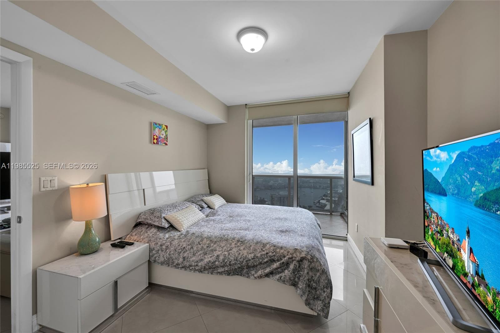 1800 Ocean Drive 3908 photo 25