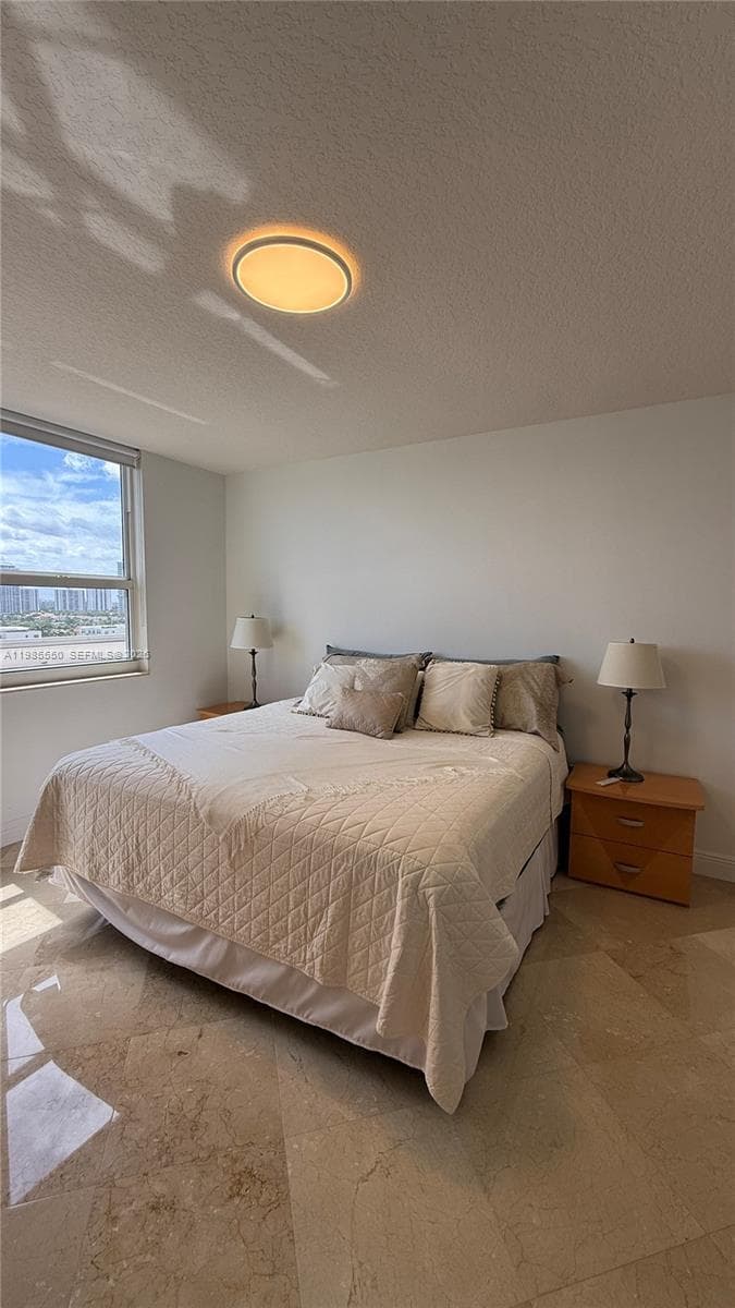 2080 Ocean Dr 905 photo 20