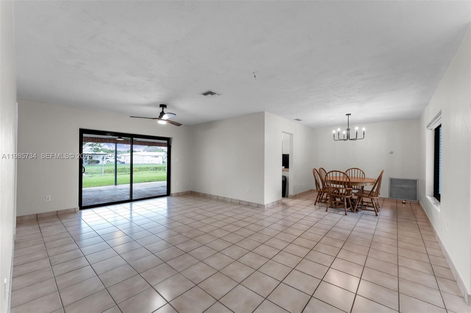 9454 Sterling Dr photo 3