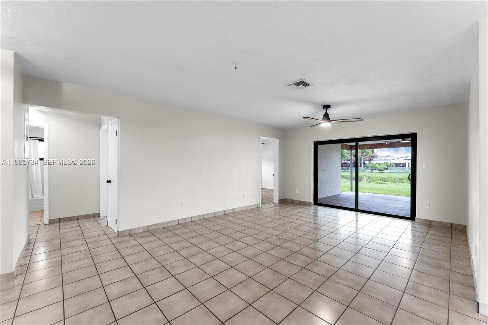 9454 Sterling Dr photo 4