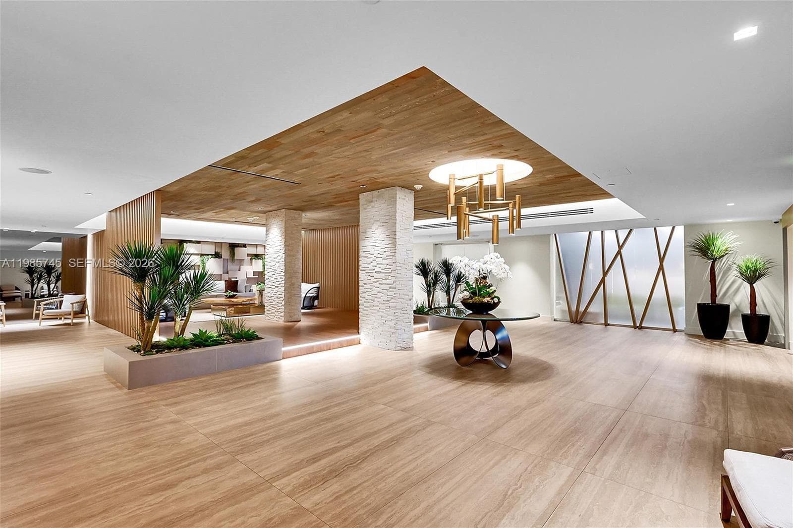 2301 Collins Ave 311 photo 25