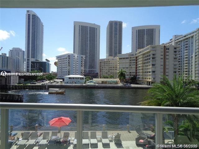 2600 E Hallandale Beach Blvd T301 photo 1