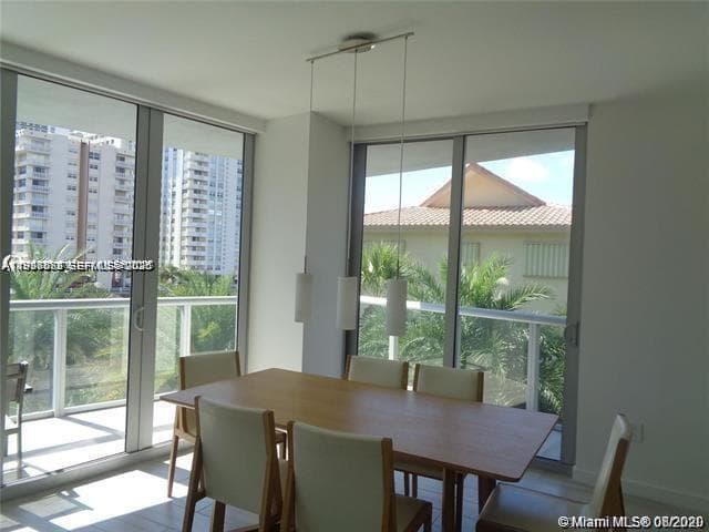 2600 E Hallandale Beach Blvd T301 photo 4
