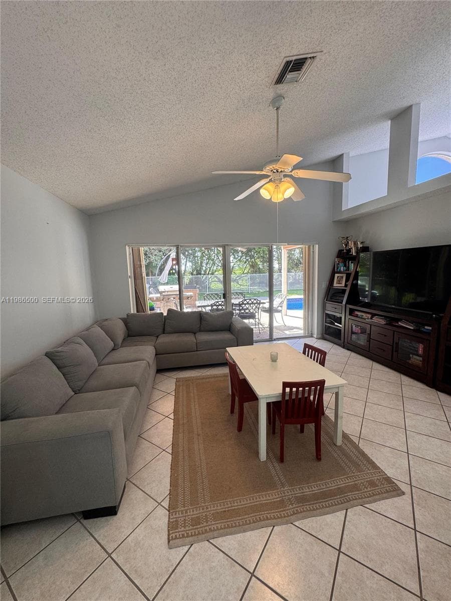 15790 Bent Creek Rd photo 16