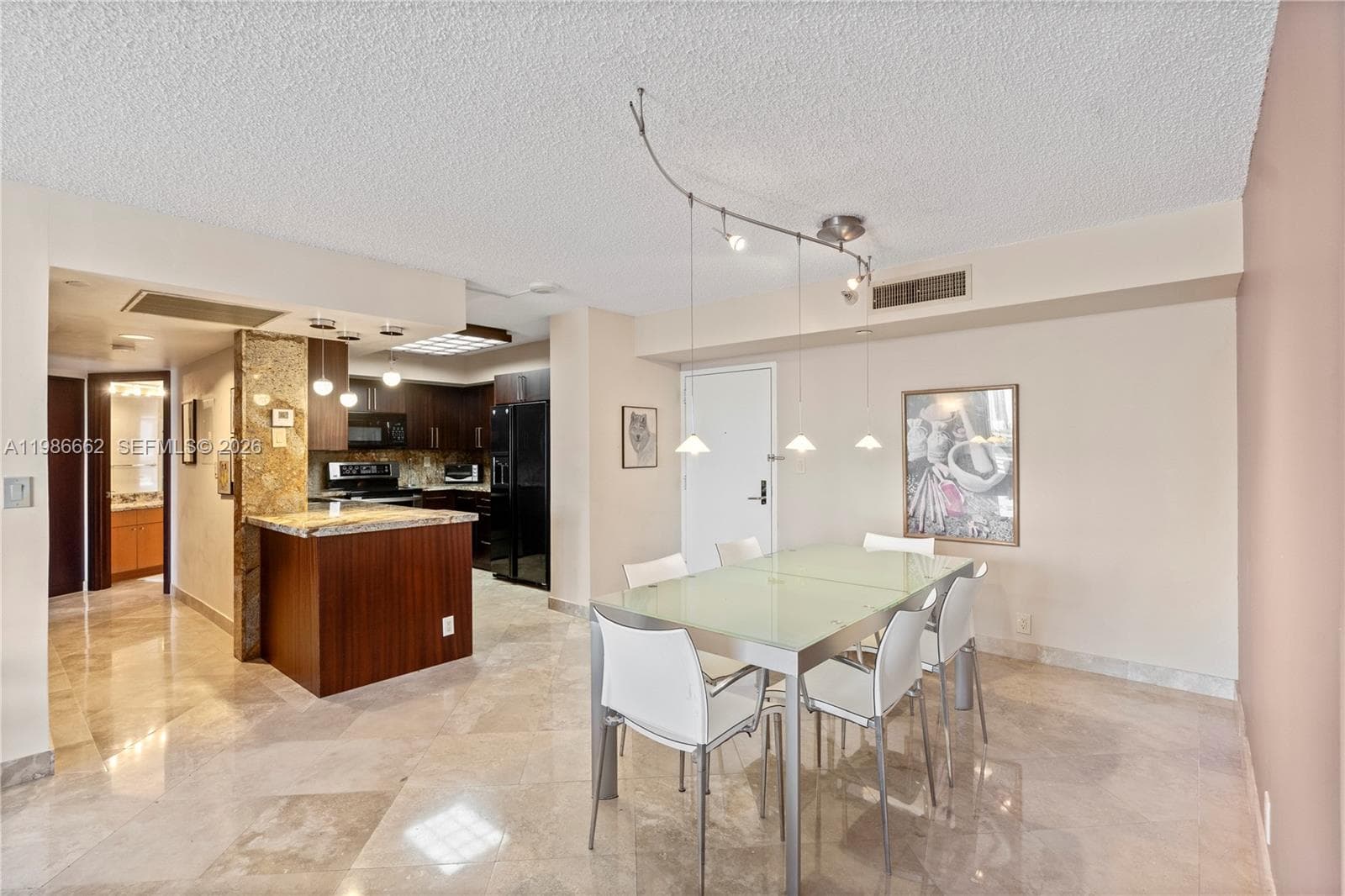 19101 NE 36th Ct 409 photo 8