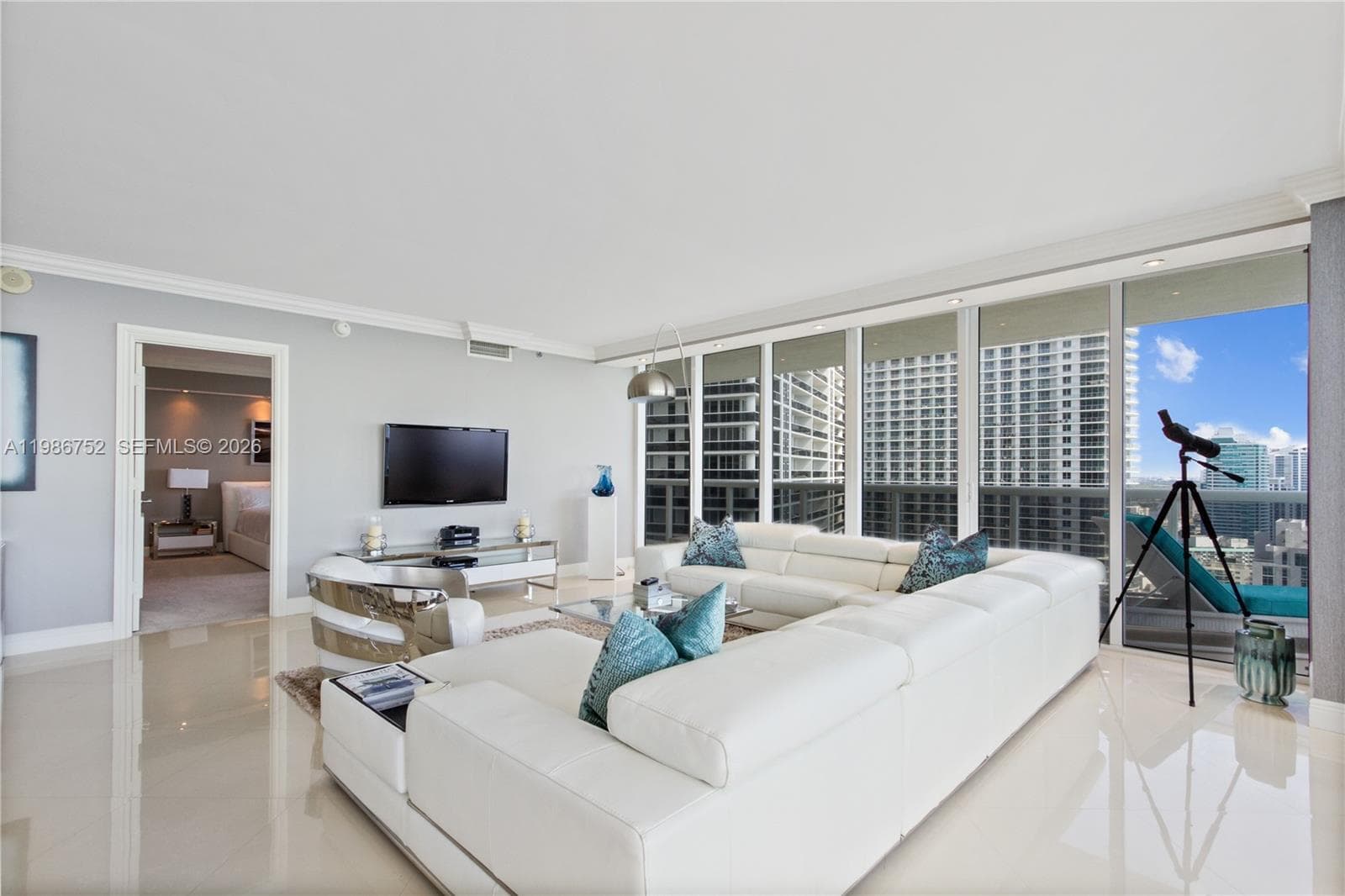 1830 S Ocean Dr 3401 photo 5