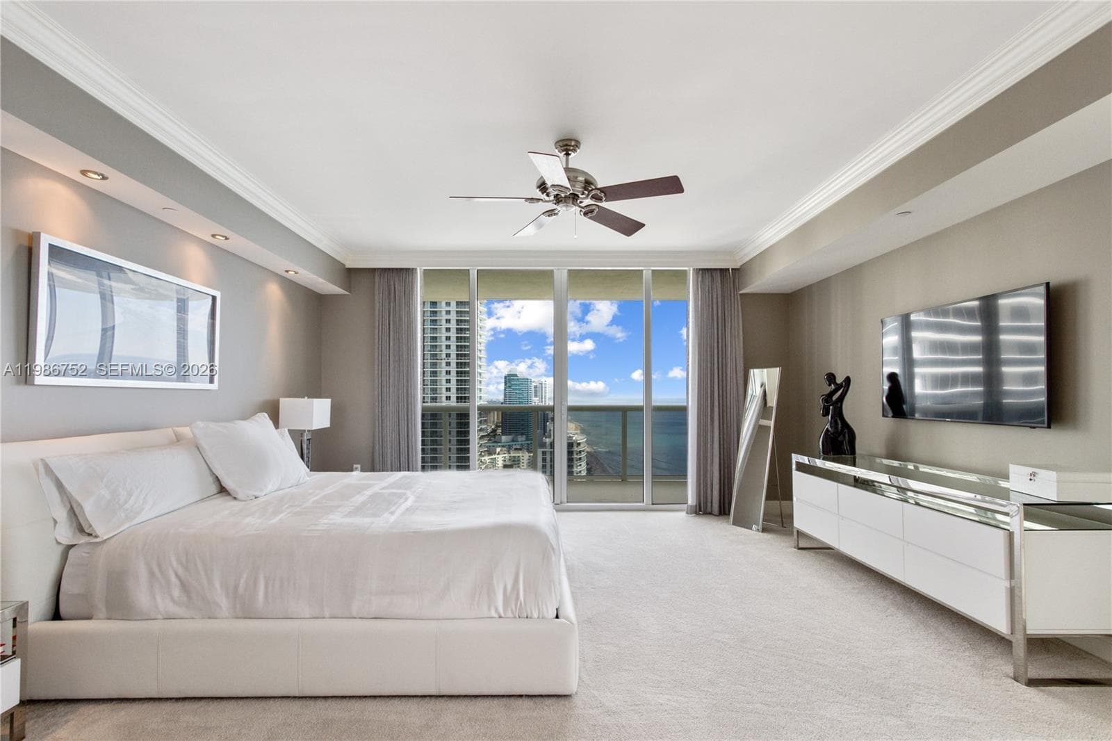 1830 S Ocean Dr 3401 photo 18