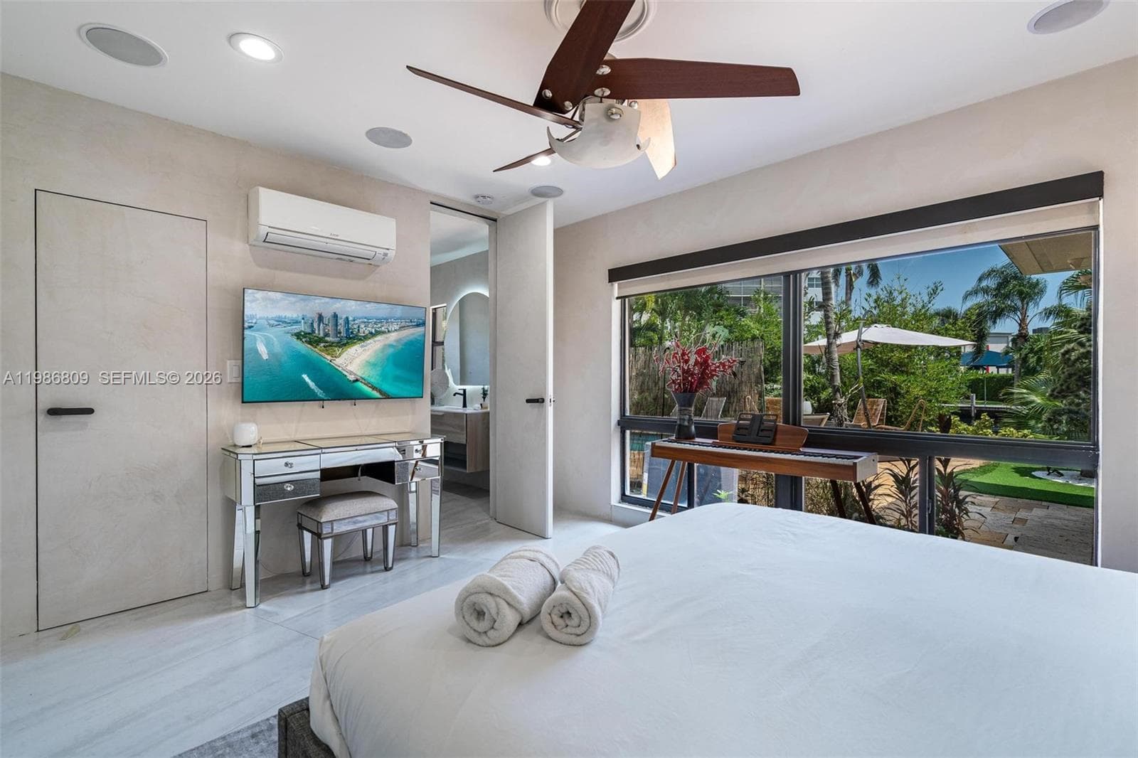 1675 Coral Gardens Dr photo 21