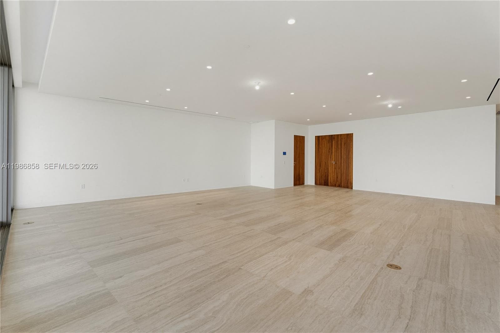 5 Grove Isle Dr L502 photo 15