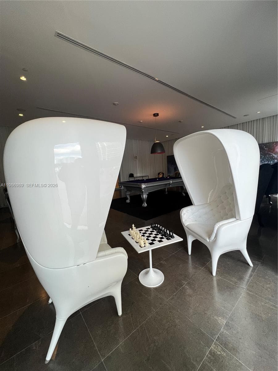 495 Brickell Ave 2707 photo 23