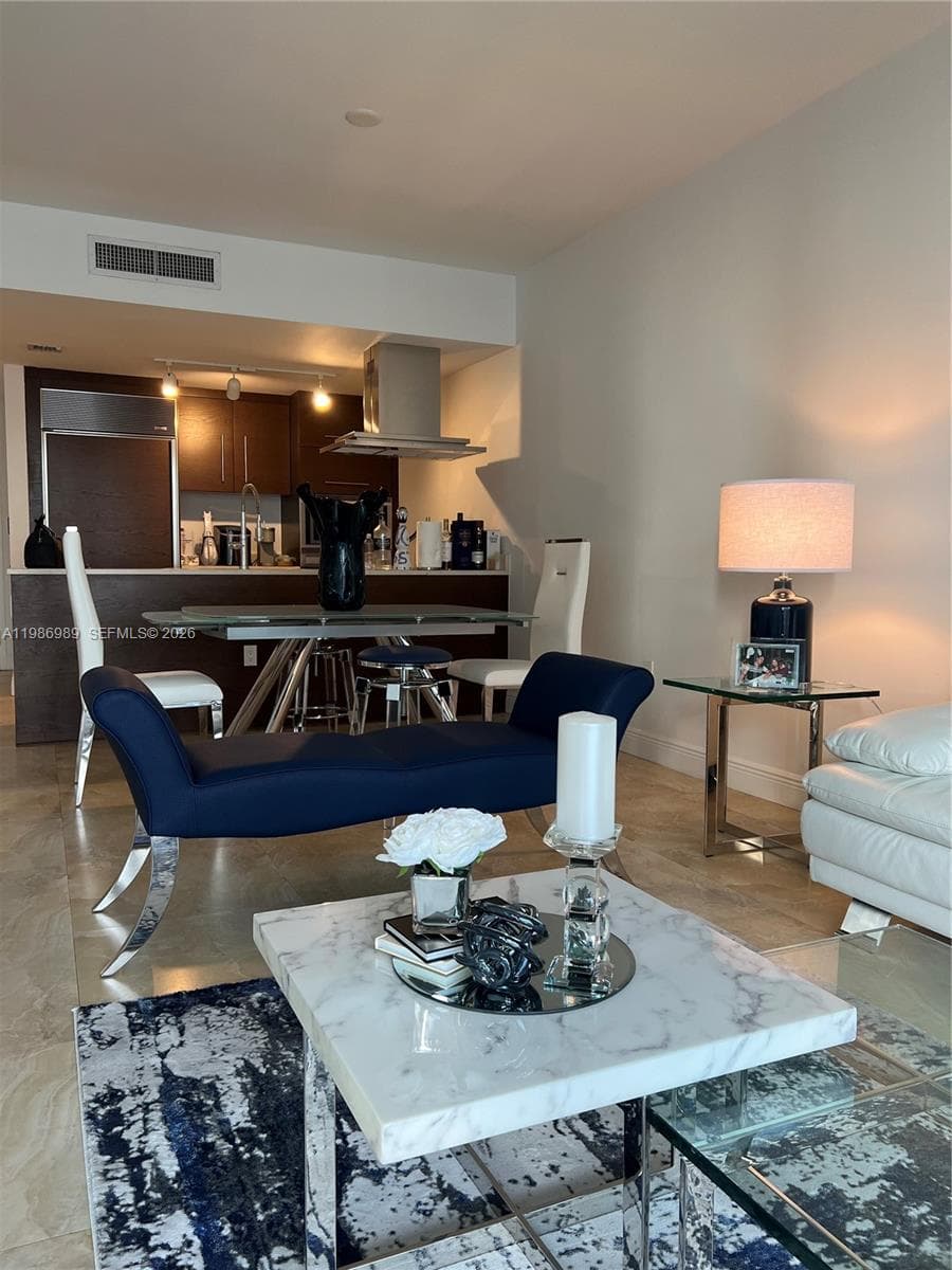 495 Brickell Ave 2707 photo 18