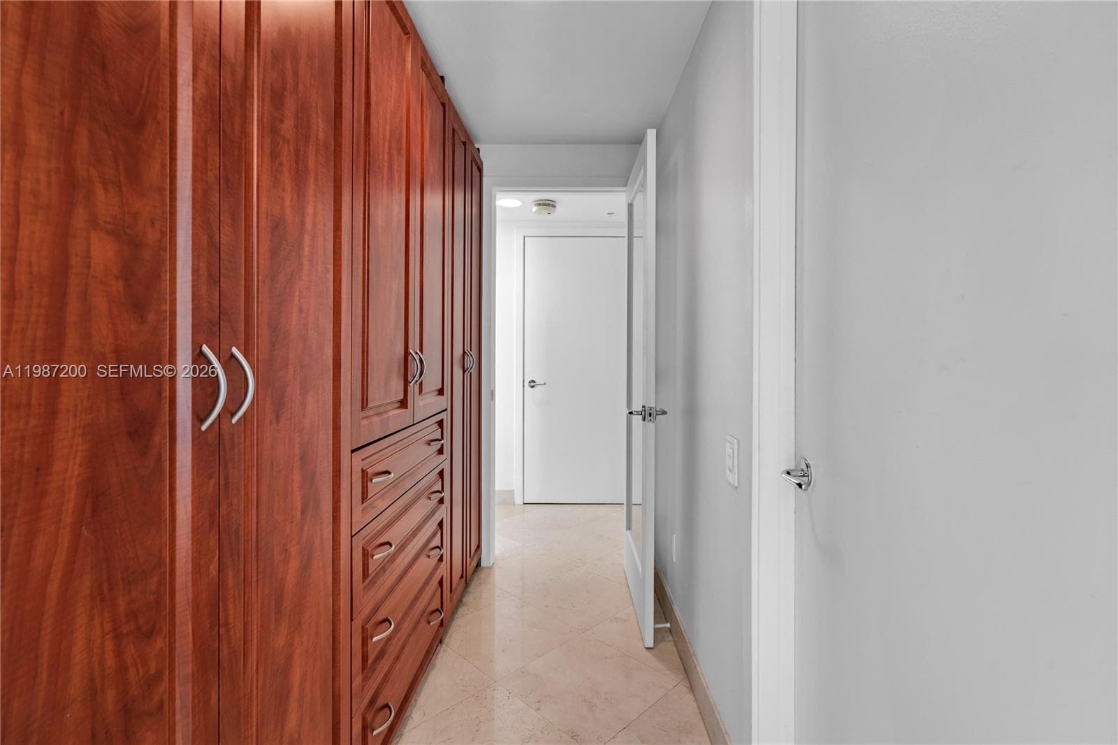 1500 Ocean Dr 907 photo 13