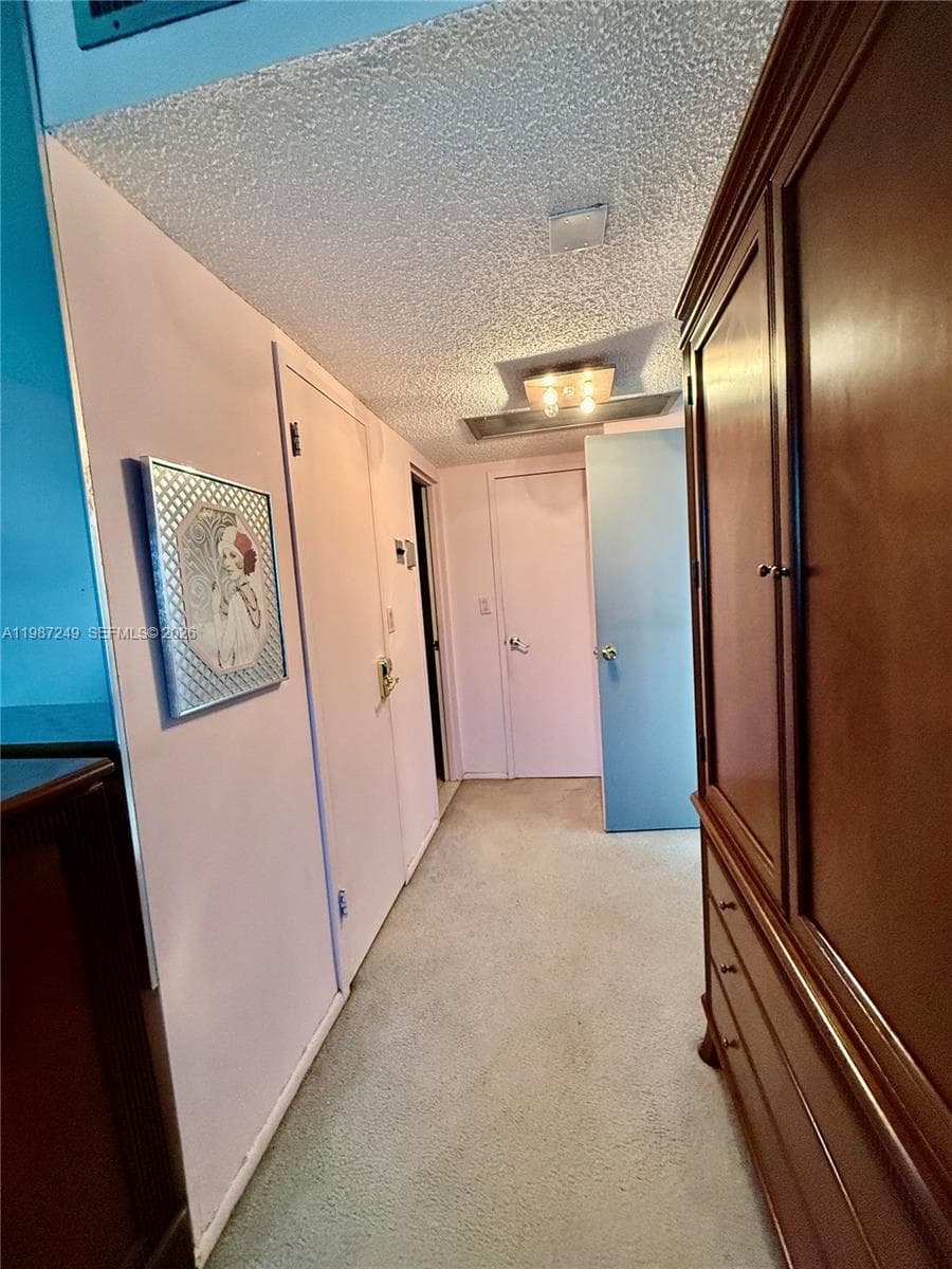3180 Ocean Dr 509 photo 17