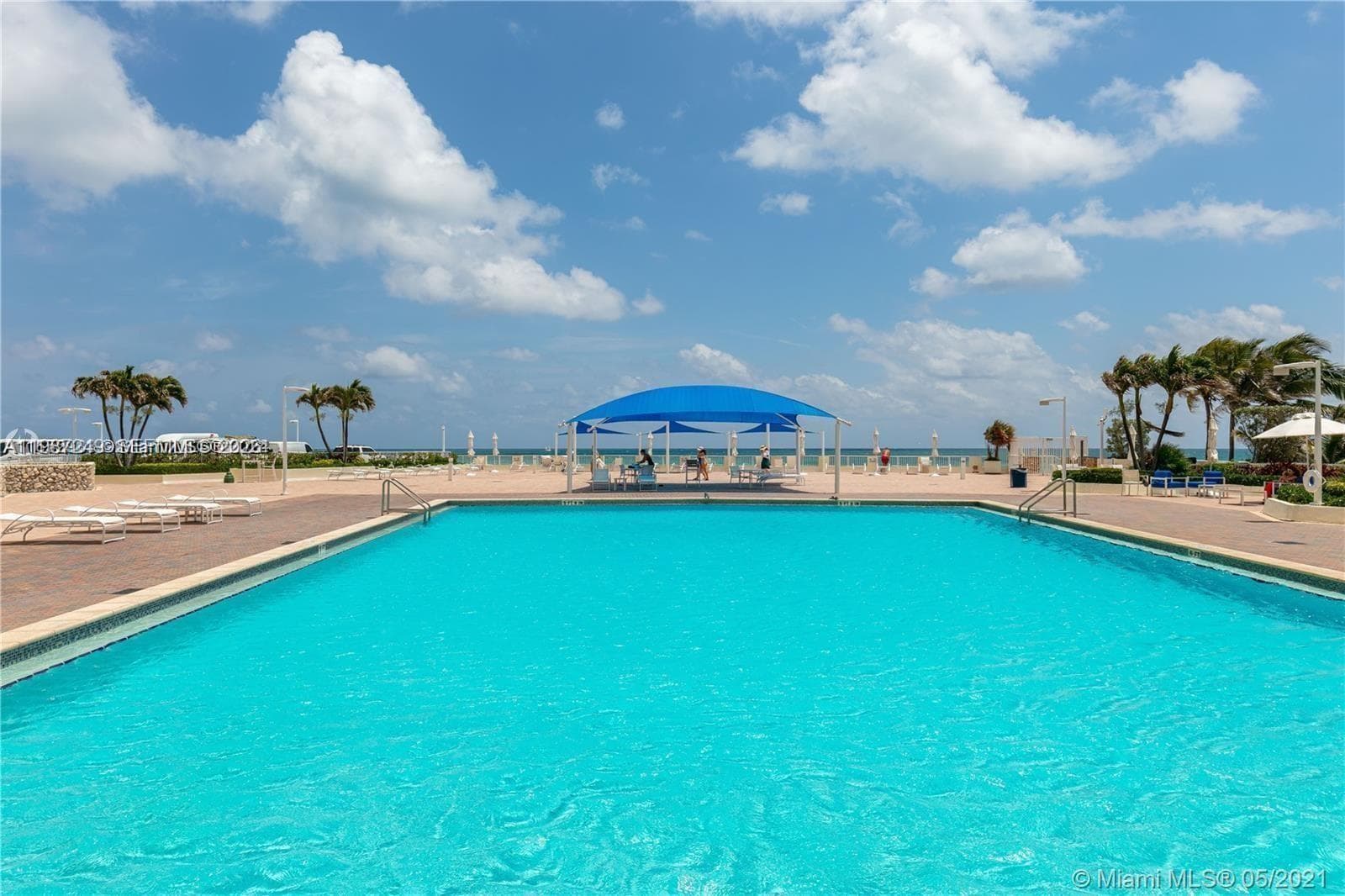 3180 Ocean Dr 509 photo 20