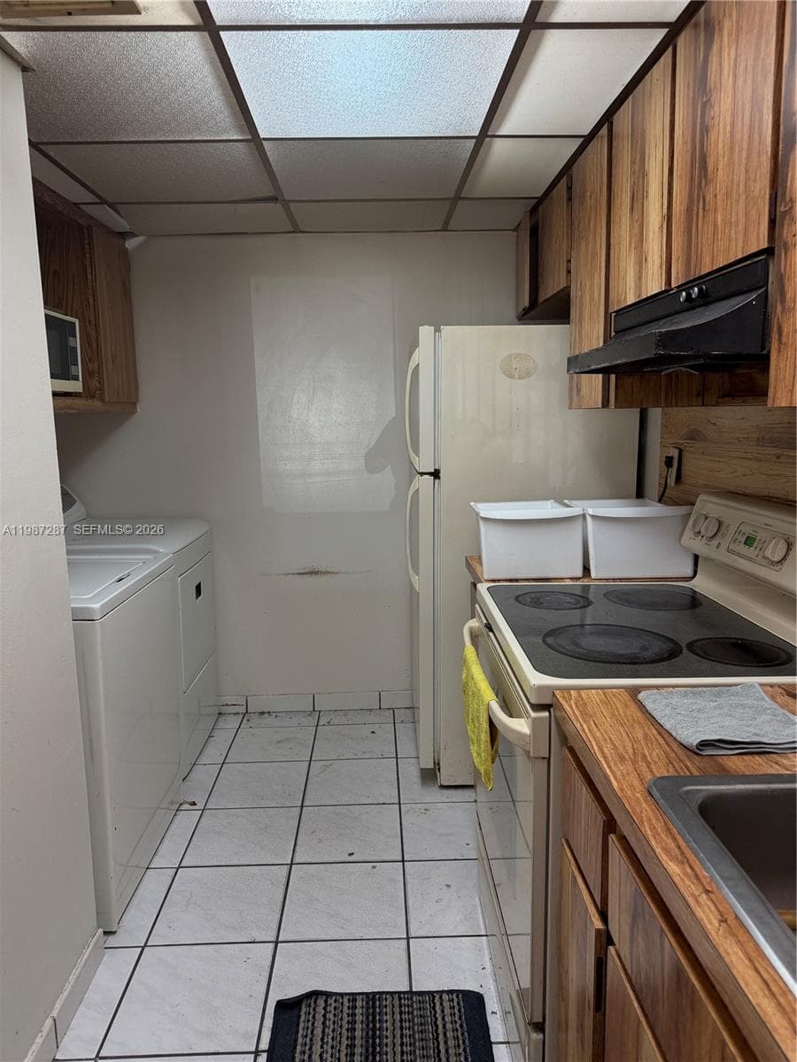 9612 Grand Canal Dr photo 9