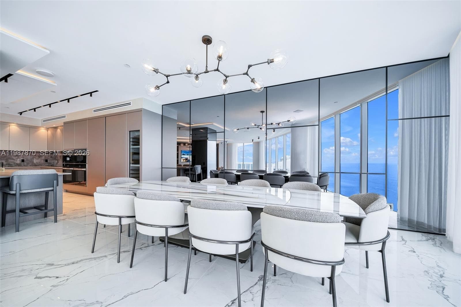 2711 Ocean Dr 3905 photo 5
