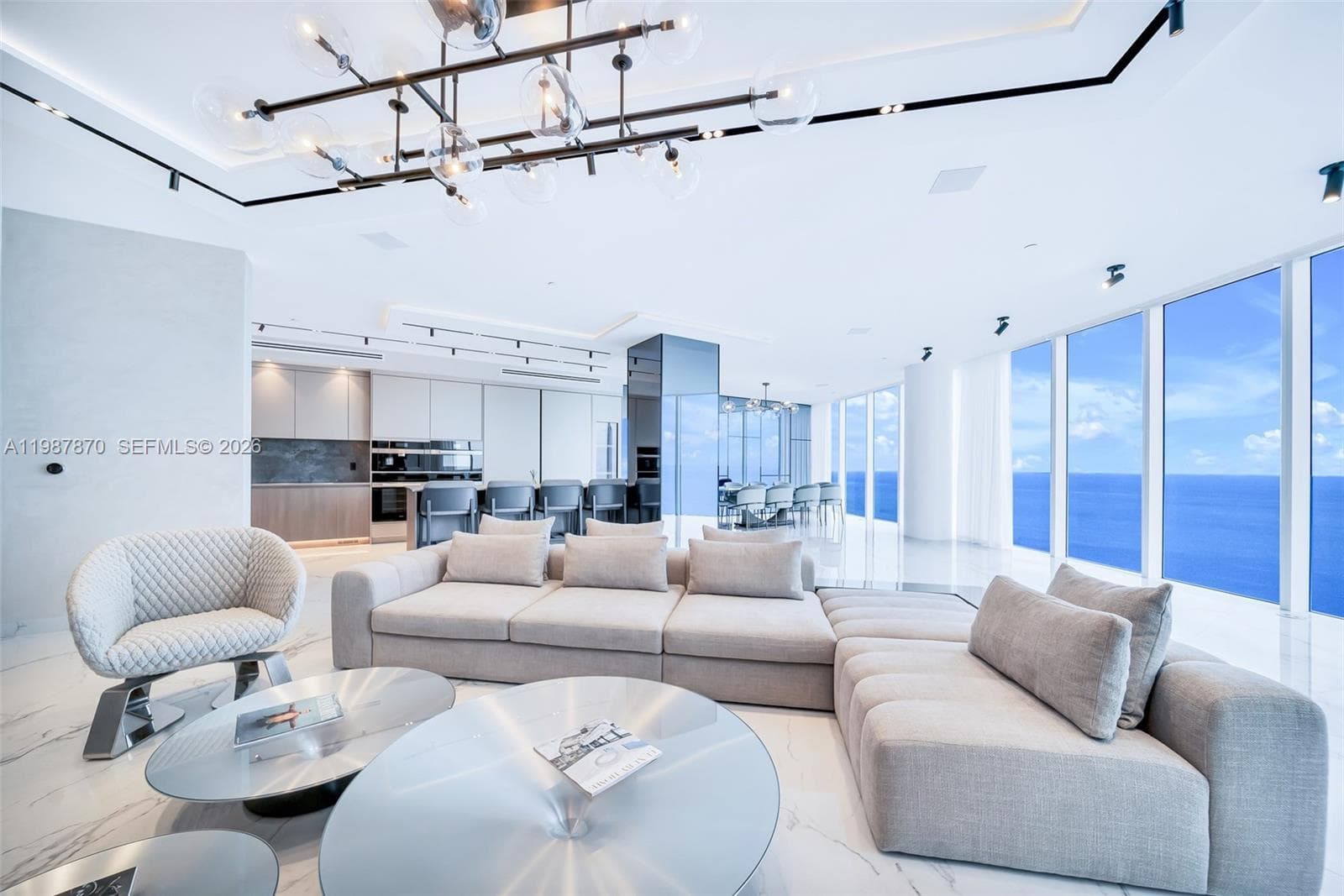 2711 Ocean Dr 3905 photo 9