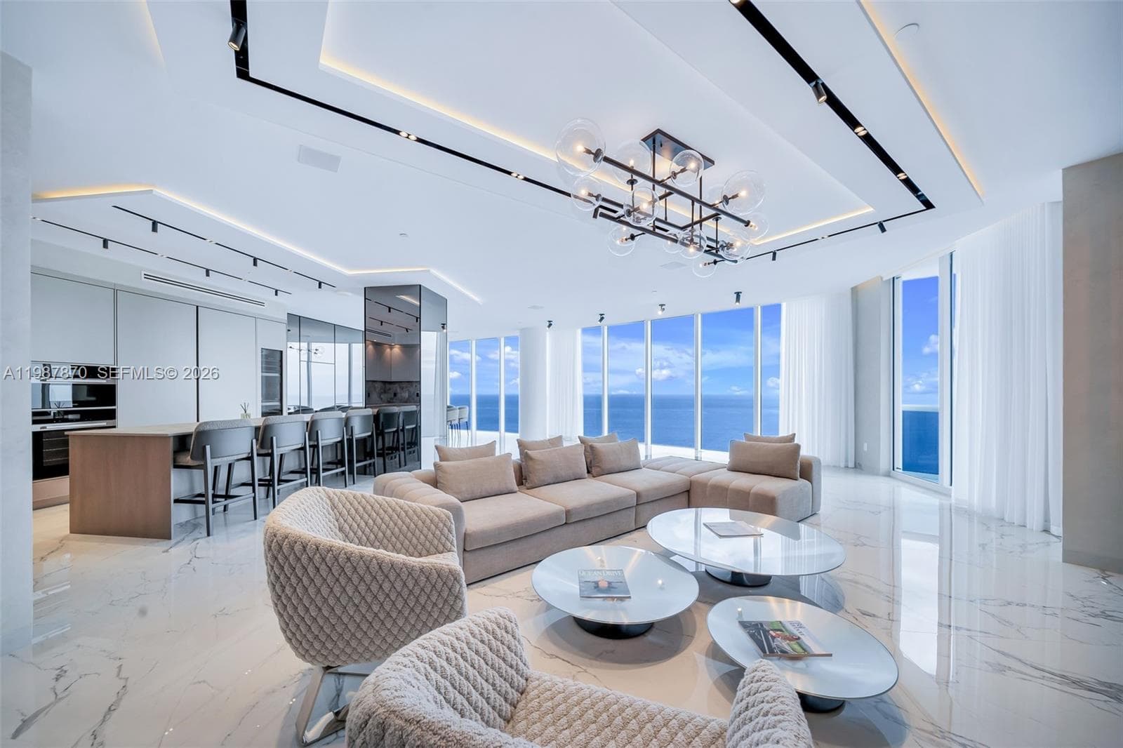 2711 Ocean Dr 3905 photo 4